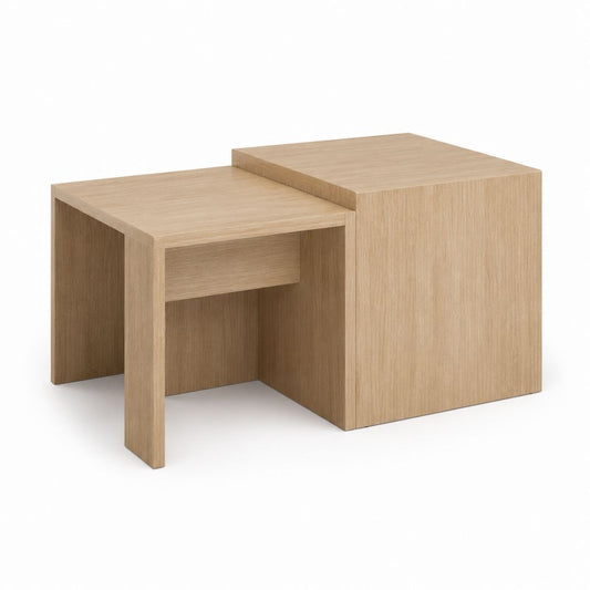 Lot de 2 tables basses gigognes chêne clair en panneaux de particules carrées 80 x 80 x 45 cm et 65 x 65 x 38 cm